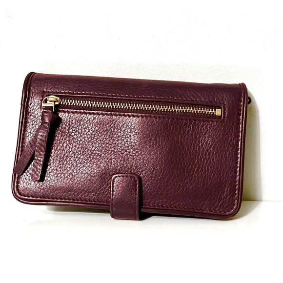 Tory Burch Authentic Goldtone Chain Slingbag & Wristlet/CP case Leather Burgundy - Picture 14 of 16